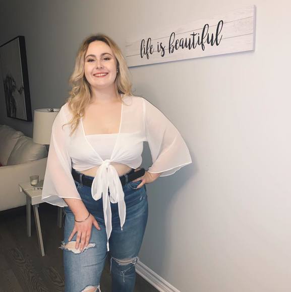 Meet your Posher, Kalli - Picture 1 of 1